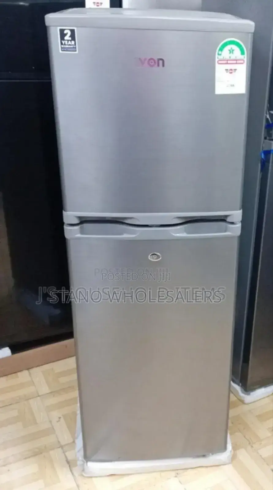 VRT 138l Von 138l Fridge. White