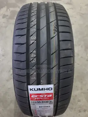 255 /55 R20 Kumho Tyres Escta Ps71 X/L Made in Korea