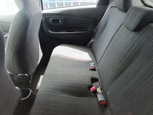 Toyota Vitz 1.5 FWD Hybrid 5dr 2019 White