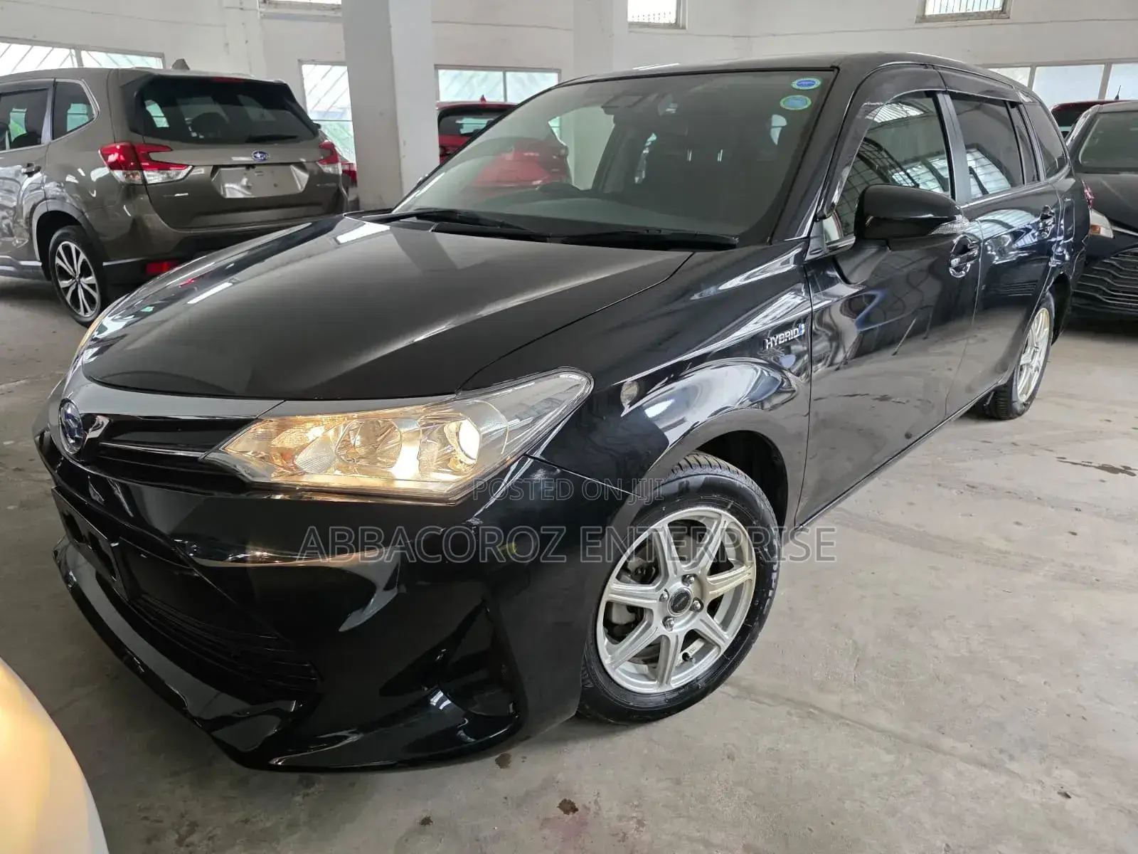 Toyota Corolla Fielder 1.5 Hybrid FWD 2018 Black