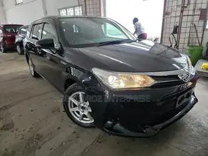 Toyota Corolla Fielder 1.5 Hybrid FWD 2018 Black
