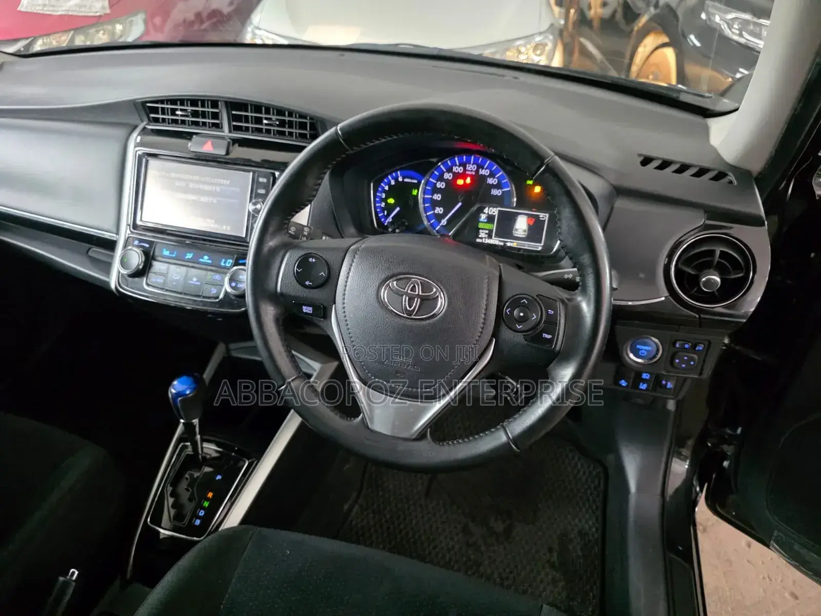Toyota Corolla Fielder 1.5 Hybrid FWD 2018 Black