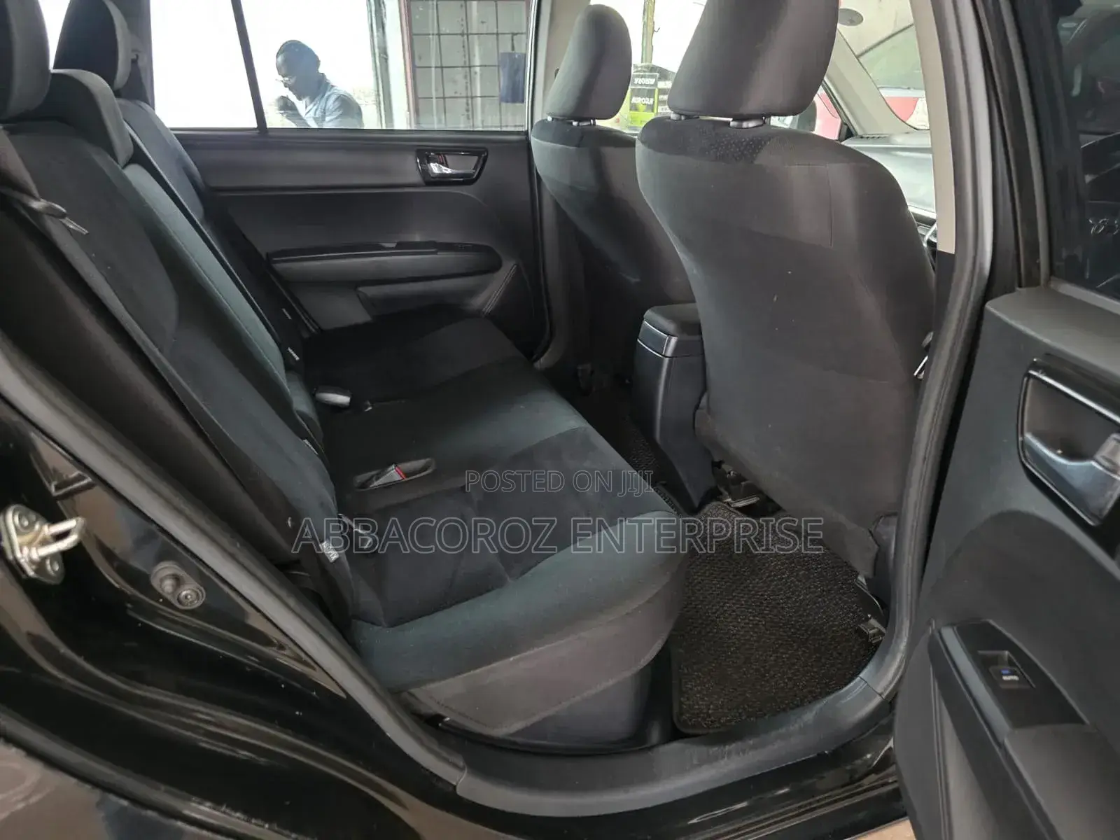 Toyota Corolla Fielder 1.5 Hybrid FWD 2018 Black