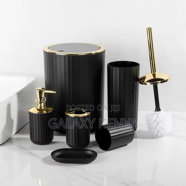 6 in Luxury Bathroom Accessories Set (Round) - thumbnail 4