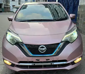 Nissan Note 1.2 Hybrid 2018 Pink