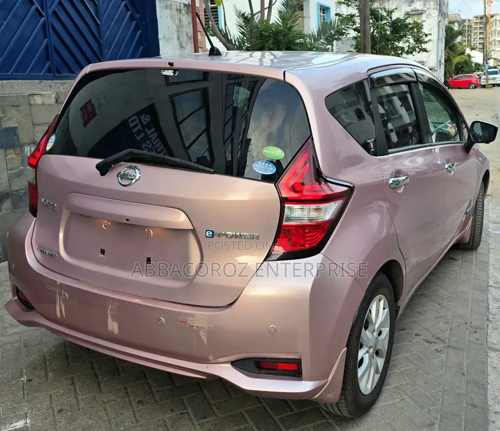 Nissan Note 1.2 Hybrid 2018 Pink