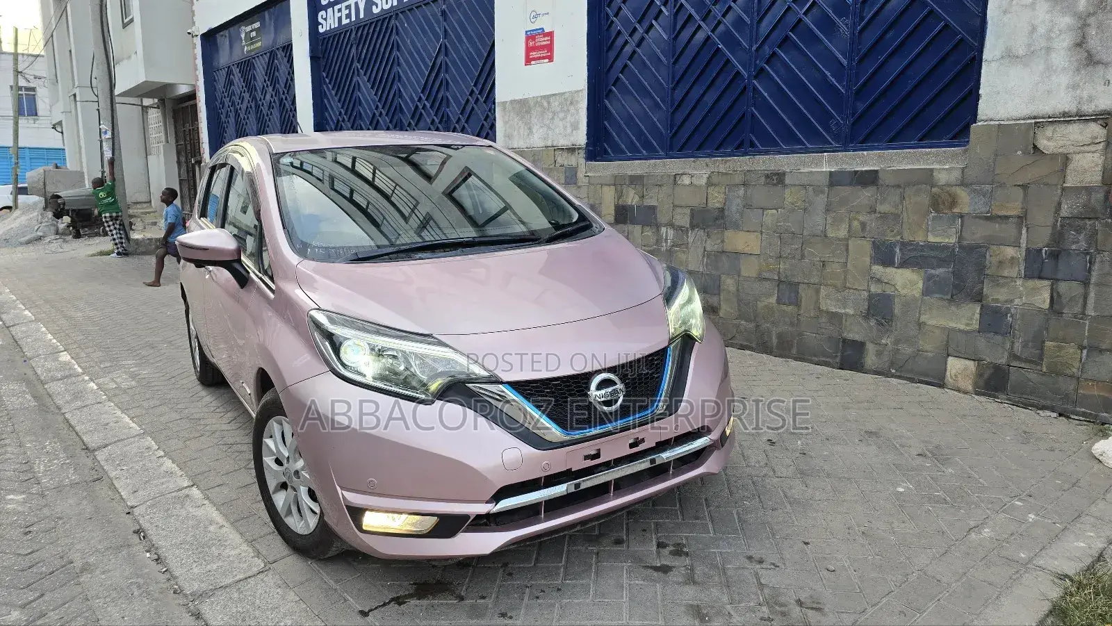 Nissan Note 1.2 Hybrid 2018 Pink