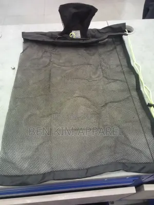 Mesh Swimming and Water Sports Kits Carrier Bag 40litres.