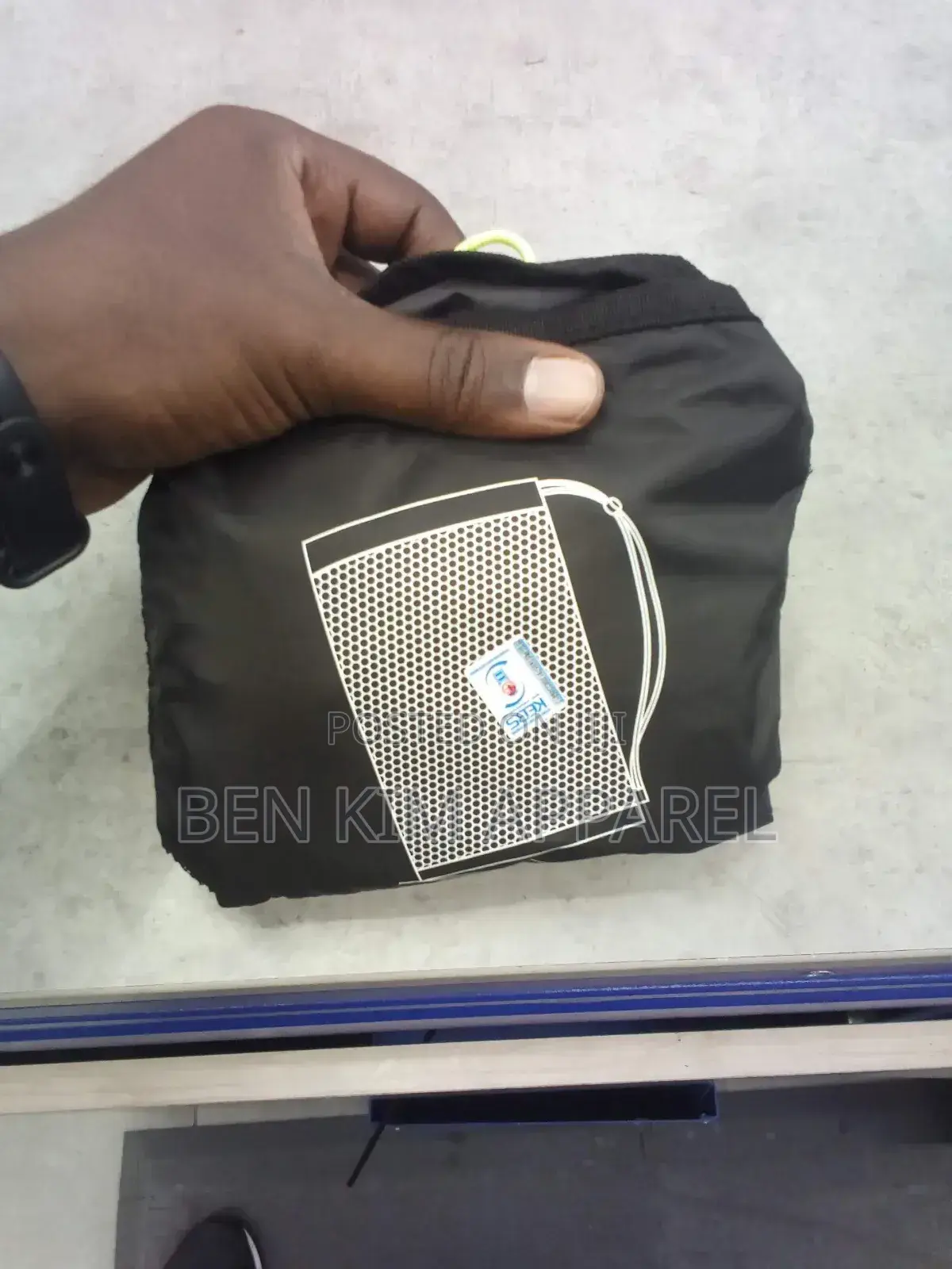Mesh Swimming and Water Sports Kits Carrier Bag 40litres.