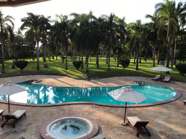 Furnished 6bdrm Villa in Diani for sale