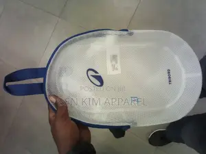 Water Proof Swimming Pouch 3 Litres Keep All Your Gadgets Water Proof