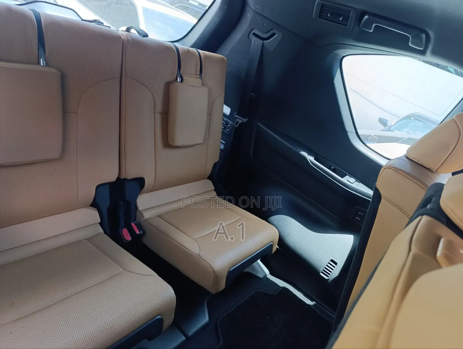 Lexus LX 600 2022 White