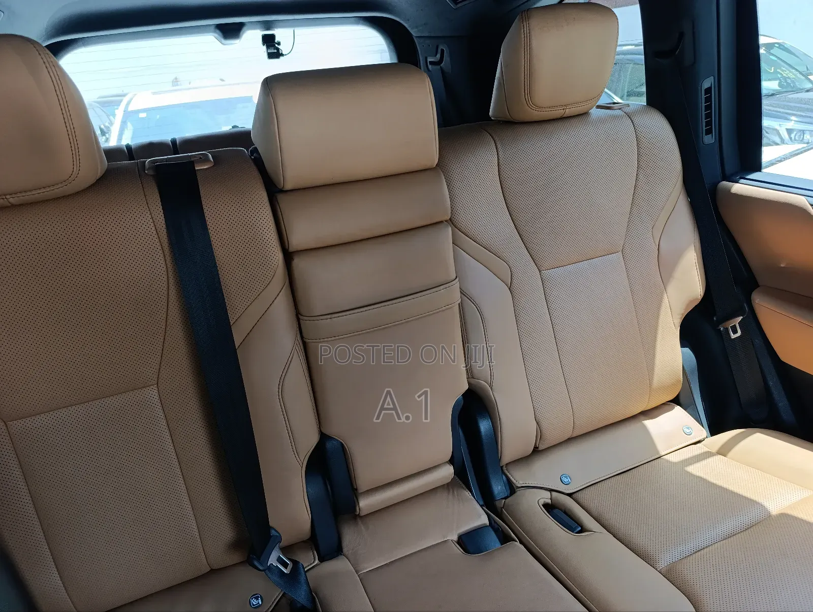 Lexus LX 600 2022 White