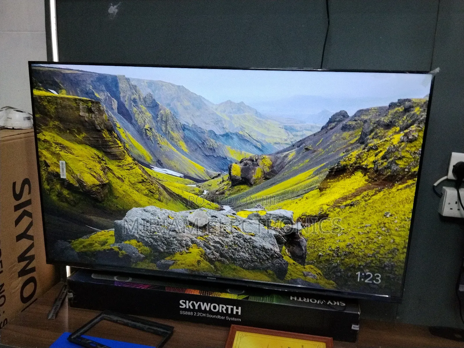 Skyworth 43 Inch Qled 43q5600h