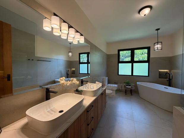 5bdrm Maisonette in Old Runda Plus Dsq for sale - thumbnail 14