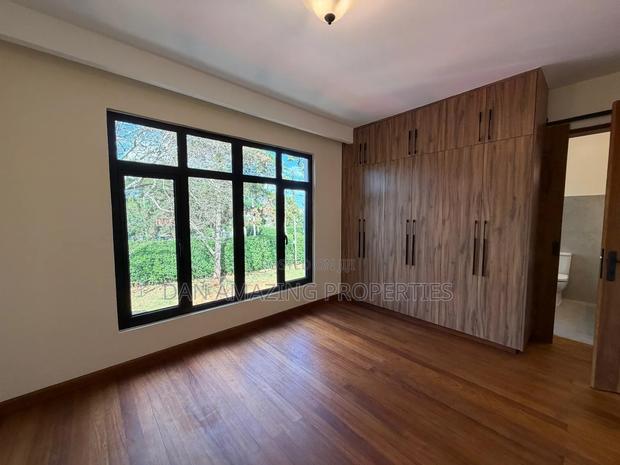 5bdrm Maisonette in Old Runda Plus Dsq for sale - thumbnail 17