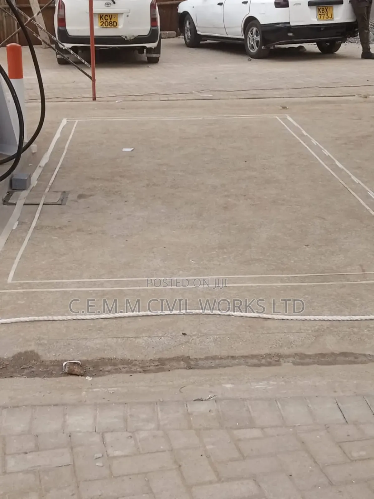 Roadmarking of Parking Lots