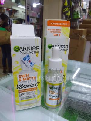 Garnier Skinactive Even & Matte Vitamin C Booster Serum. - main view