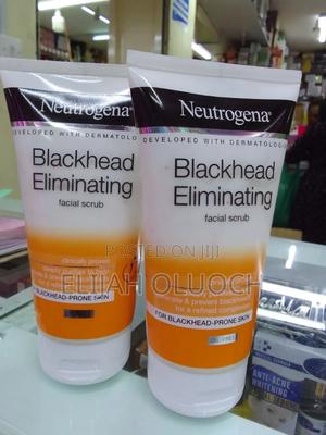 Neutrogena Blackhead Eliminating Facial Scrub. - thumbnail 2