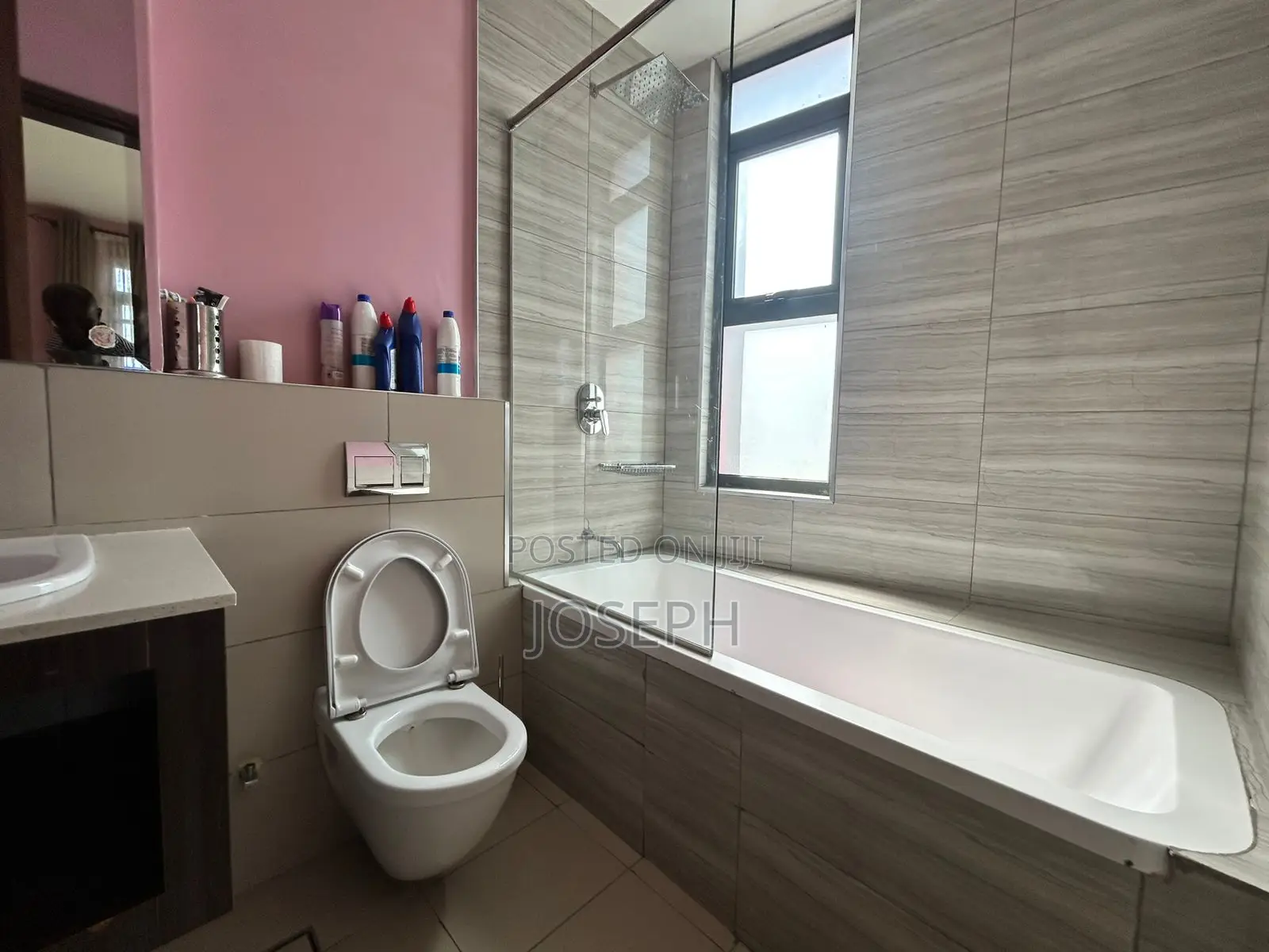 4bdrm Townhouse/Terrace in Garden Estate, Ridgeways for sale