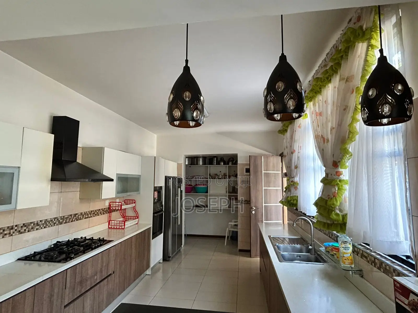 4bdrm Townhouse/Terrace in Garden Estate, Ridgeways for sale