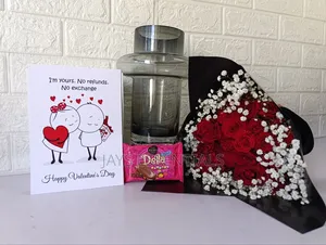 Nordic Glass Flower Vase Flower Bouquet Chocolate Gift Package