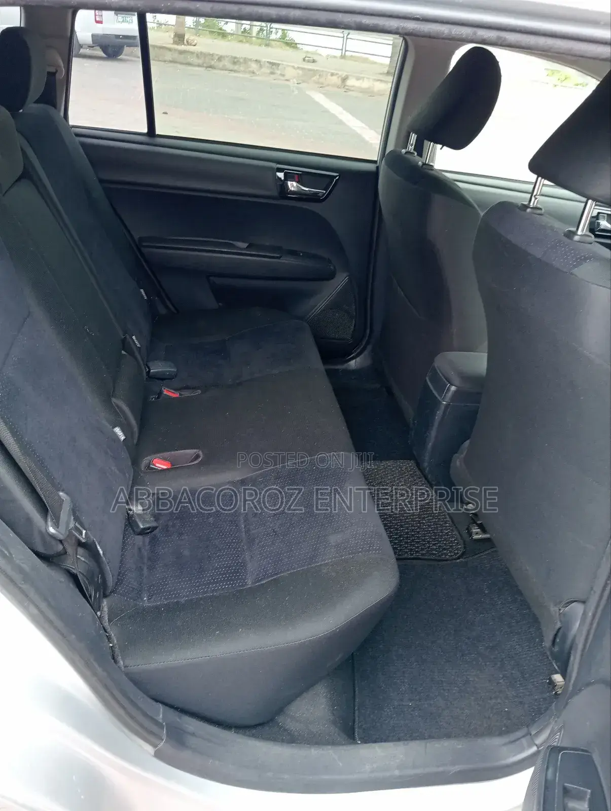 Toyota Corolla Fielder 1.5 Petrol AWD 2019 Silver