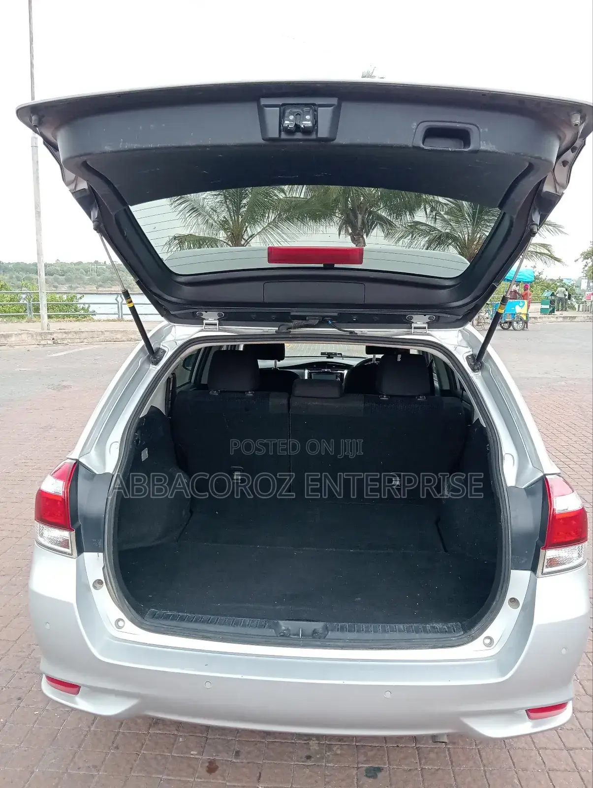 Toyota Corolla Fielder 1.5 Petrol AWD 2019 Silver