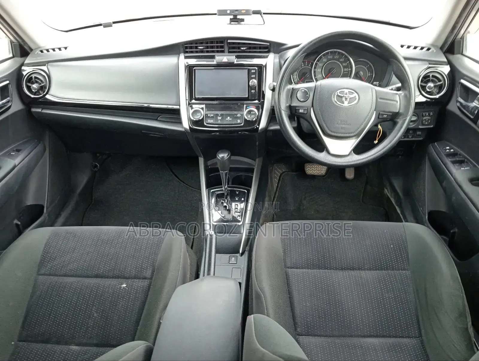 Toyota Corolla Fielder 1.5 Petrol AWD 2019 Silver