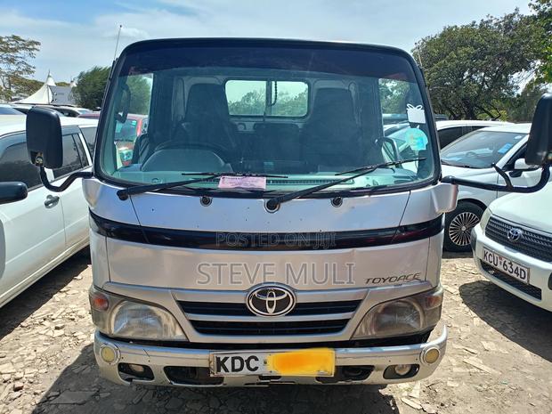 Toyota Townace - thumbnail 4