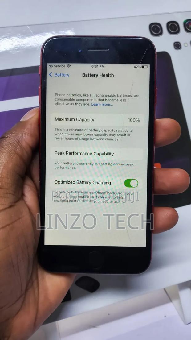 Apple iPhone 7 128 GB Red - thumbnail 3