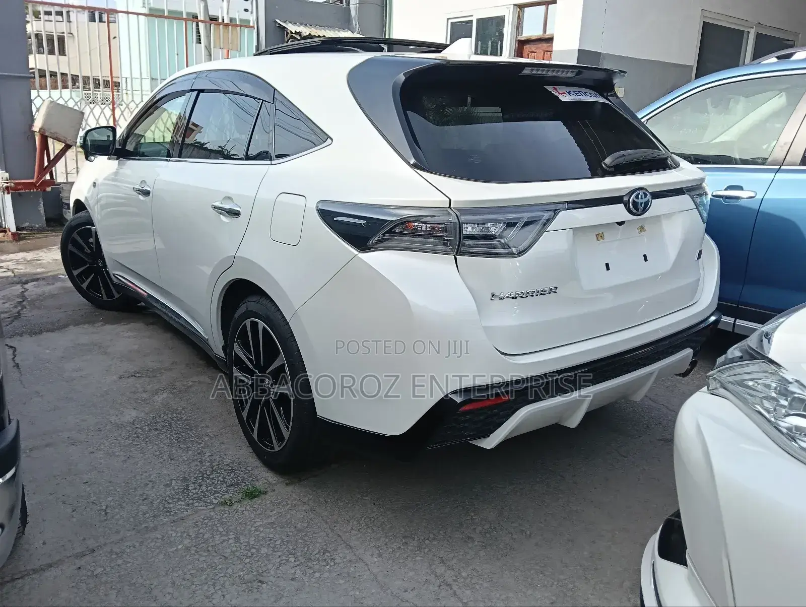 Toyota Harrier 2.0 Turbo 4WD 2019 White
