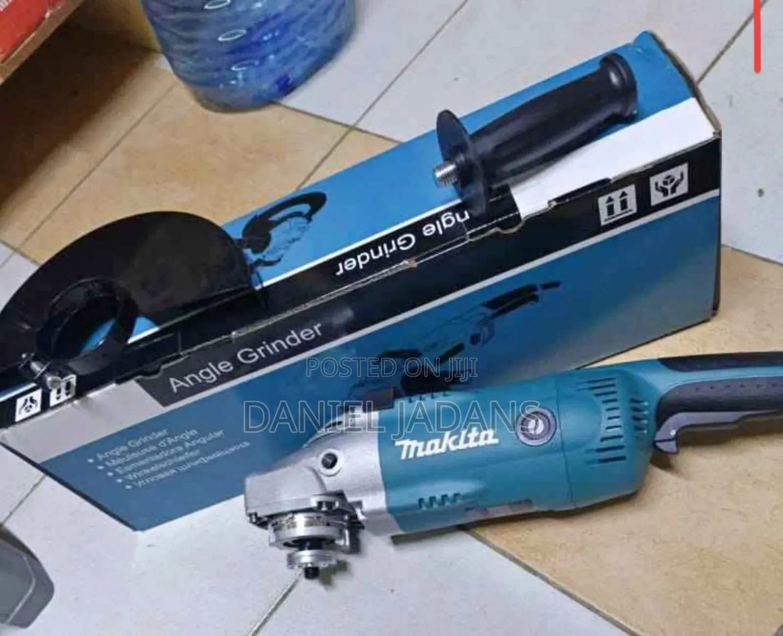 Electric Makita Angle Grinder 9 Inches/ Angle Grinder 9 "