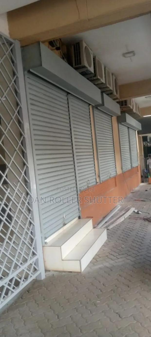 Manual Roller Shutter for Shops Garages - main view
