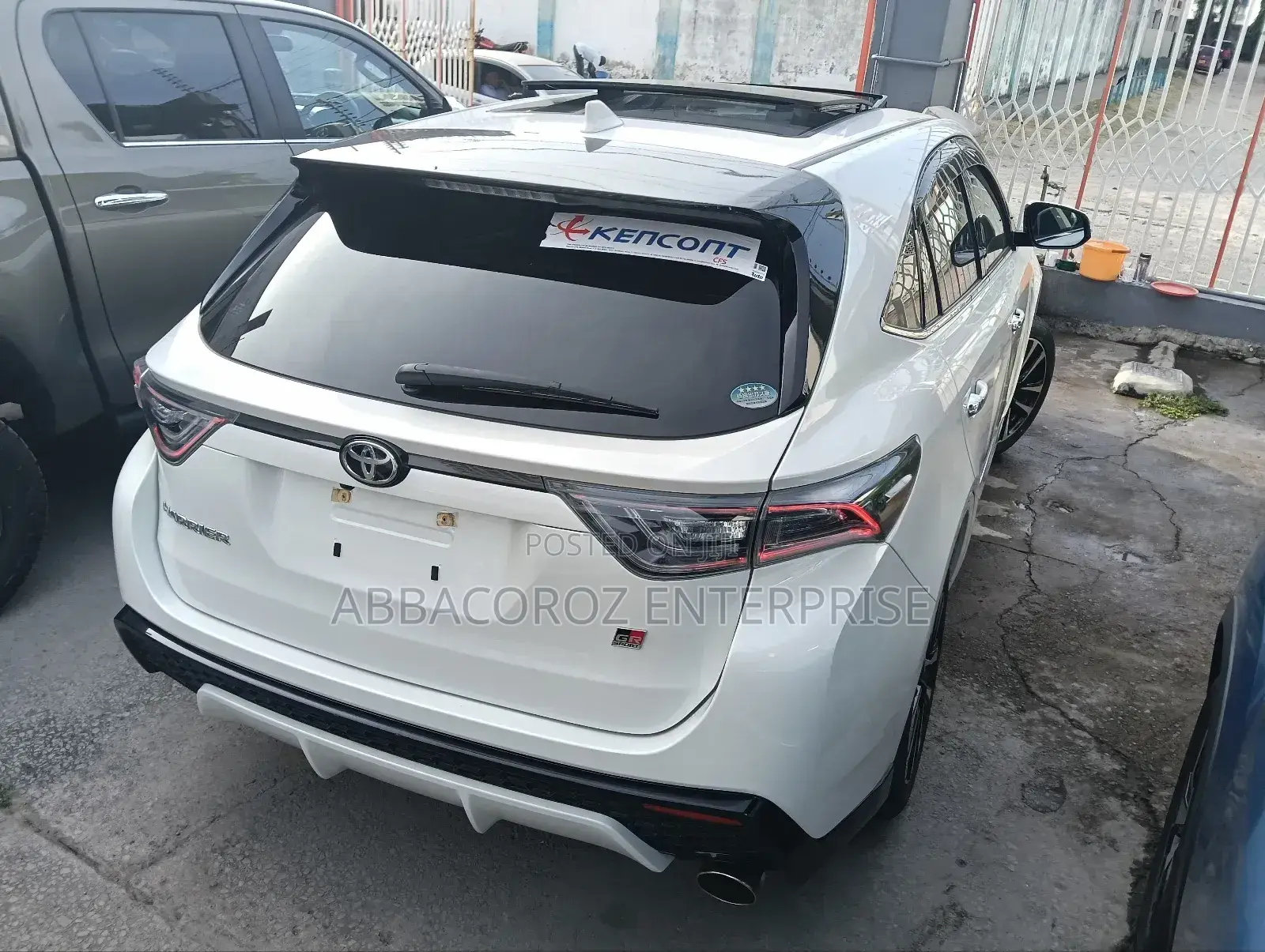 Toyota Harrier 2.0 Turbo 4WD 2019 White