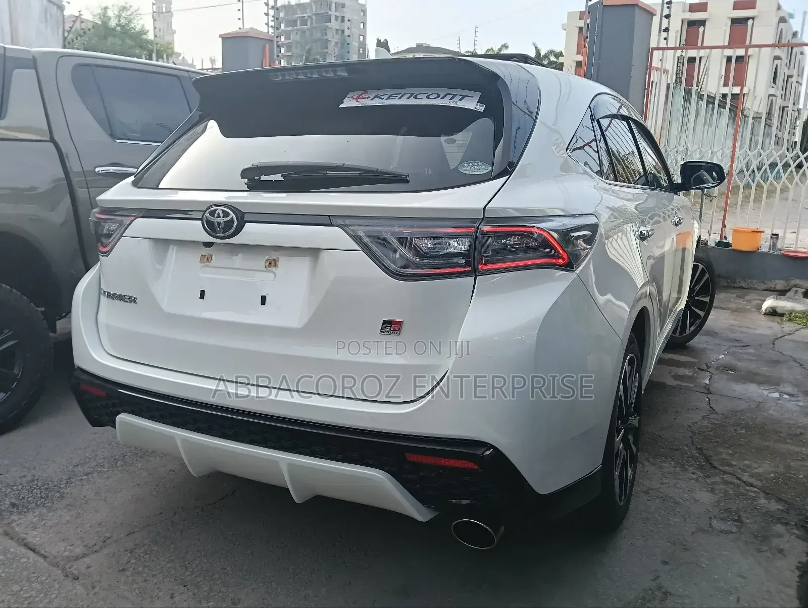 Toyota Harrier 2.0 Turbo 4WD 2019 White
