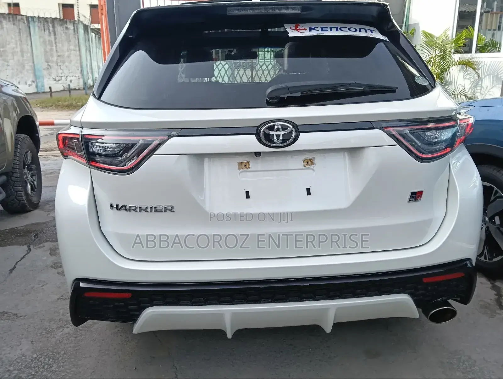 Toyota Harrier 2.0 Turbo 4WD 2019 White