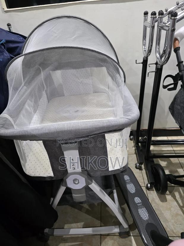 Baby Bassinet - main view