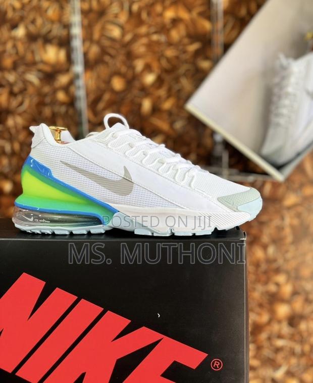 Nike Air Max Pulse Roam Sneaker in White, Blue, and Green Size 40-44 - thumbnail 2