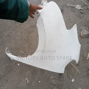 Ractis 2008 Wing/Fenders