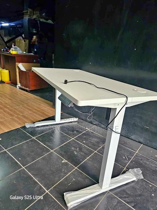 Electric Height Desk – Perfect for Remote Work - main view