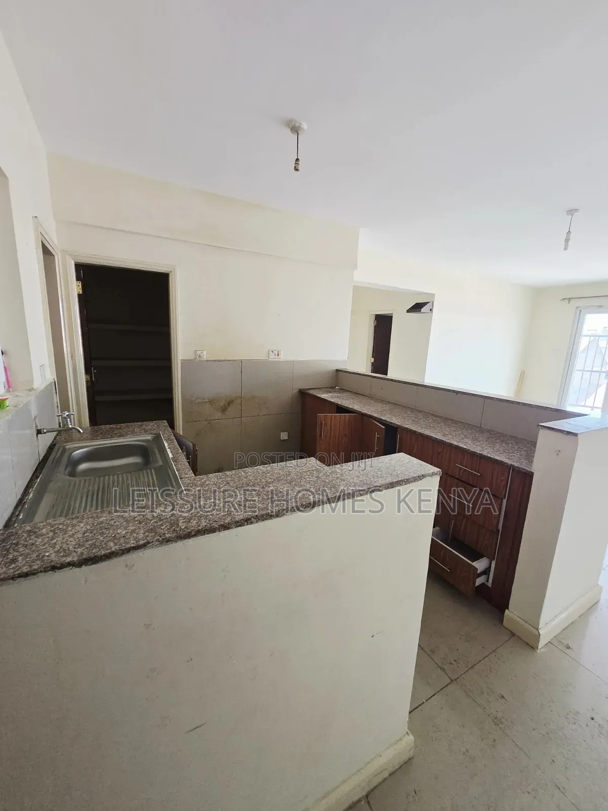 3bdrm Apartment in Imara Daima for rent