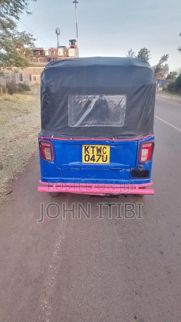 Piaggio Scooter 2019 Blue - thumbnail 4