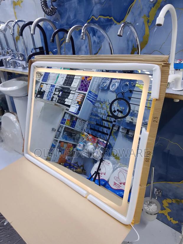 Led Rectangular Mirror 80*60cm