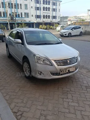 Toyota Premio 2013 Silver