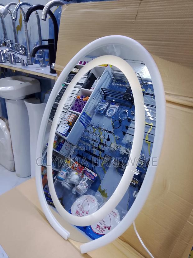 Led Oval Mirror - thumbnail 2