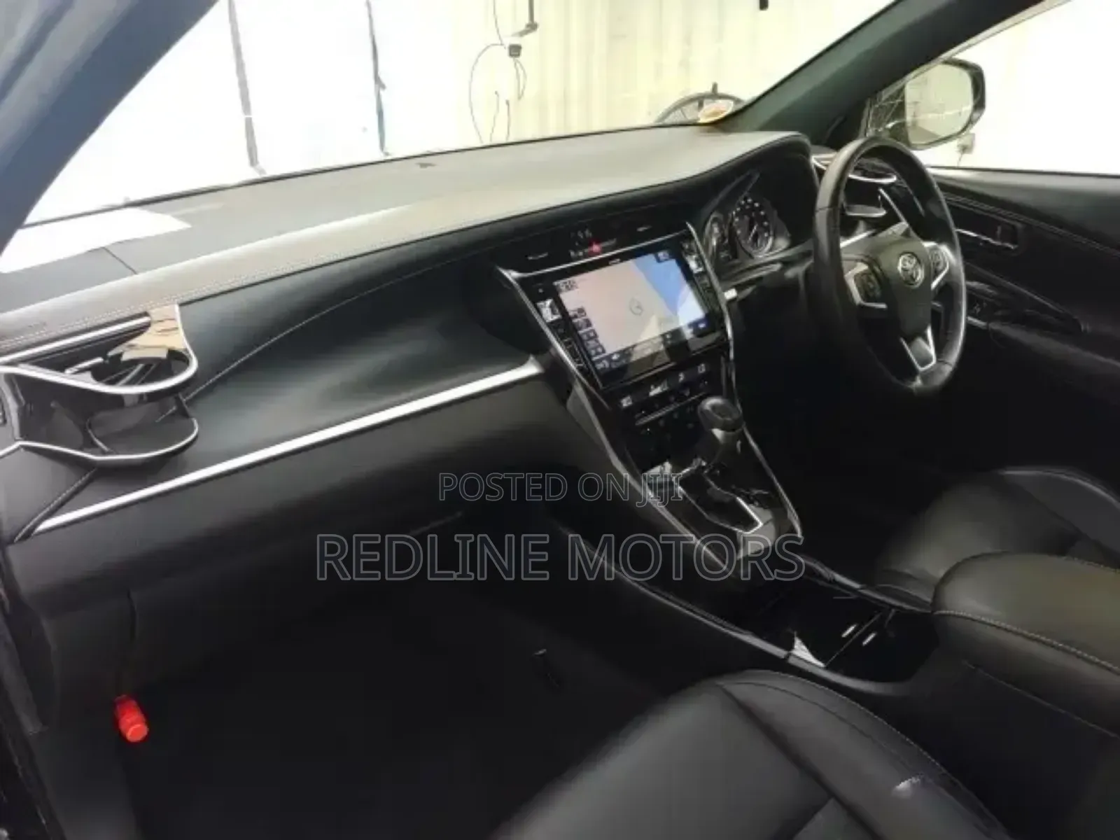 Toyota Harrier 2.0 2018 Black