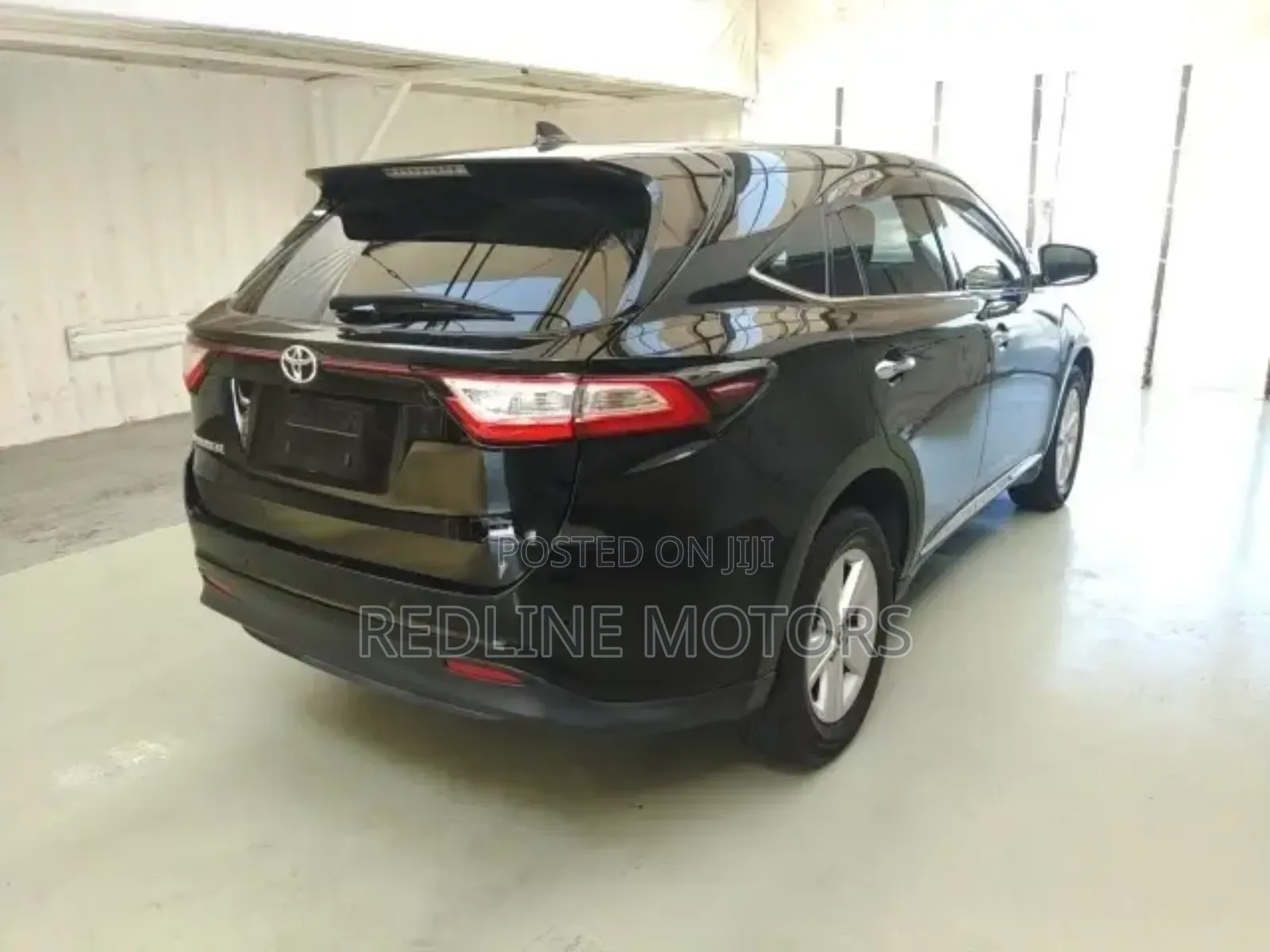 Toyota Harrier 2.0 2018 Black