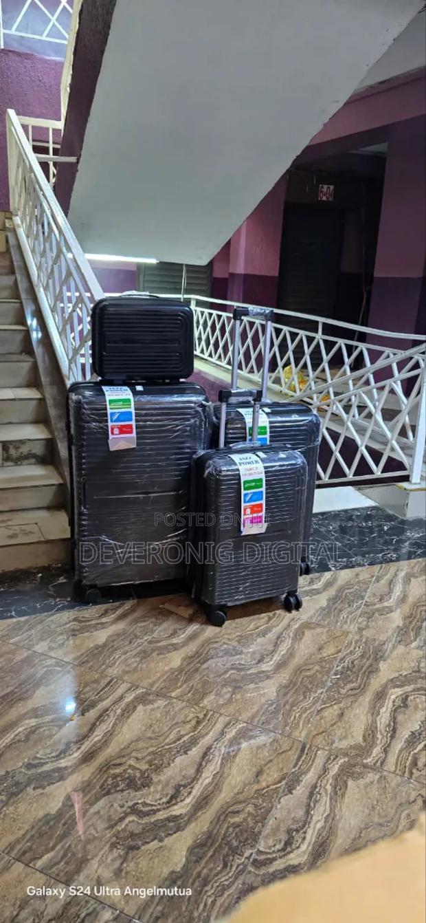 *4 in 1 Luxurious Unbreakable Suitcase*(Expansion Zip) - thumbnail 3
