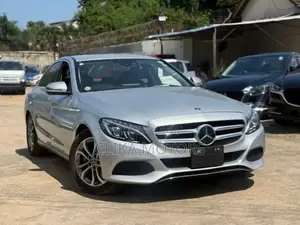 Mercedes-Benz C200 2018 Silver